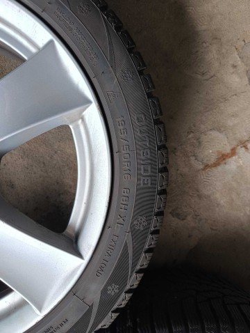 Sprzedam kpl alufelg + 5 opon zimowych ( Toyota Yaris )