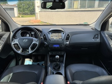 Hyundai ix35 1.6 BENZYNA Klimatronik Nawigacja Ledy Kamera