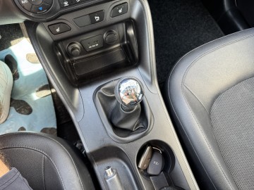 Hyundai ix35 1.6 BENZYNA Klimatronik Nawigacja Ledy Kamera