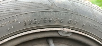Felgi 16' z oponami zimowymi 205/55 r16  5&times;114,3