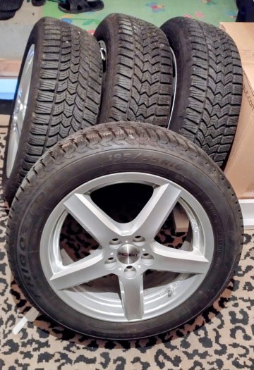 Sprzedam alufelgi z oponami