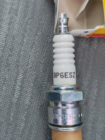 Świece zapłonowe NGK BP6ESZ