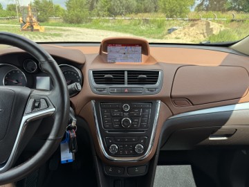 Opel Mokka 1.4BENZYNA Klimatronik Nawigacja Ledy BiXenon HAK