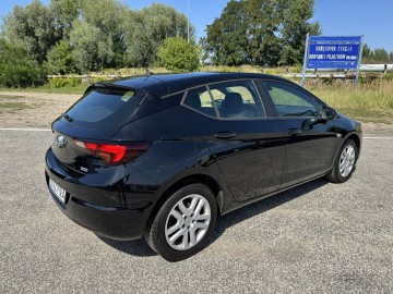 Opel Astra 1.2 BENZYNA Klimatyzacja Tempomat Ledy Nawigacja