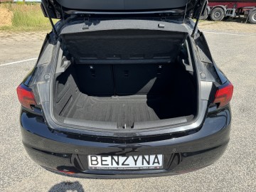 Opel Astra 1.2 BENZYNA Klimatyzacja Tempomat Ledy Nawigacja