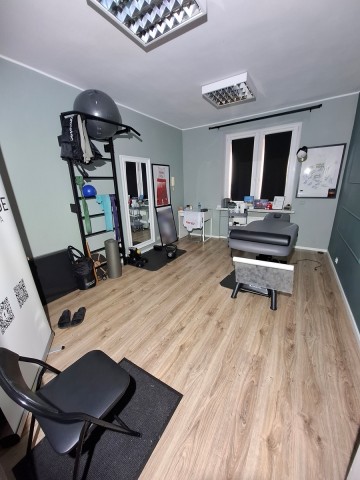 OKAZJA ! Na sprzedaż na parterze lokal  użytkowy/mieszkalny