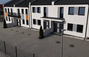 4 pokoje/ balkon /m.parkingowe - gotowe do wykończenia
