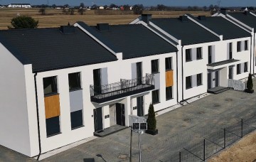 4 pokoje/ ogr&oacute;dek/parking/placa zabaw &mdash; gotowe do odbioru!