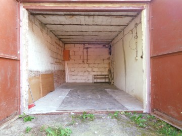 KONIN &ndash; WYNAJMĘ GARAŻ