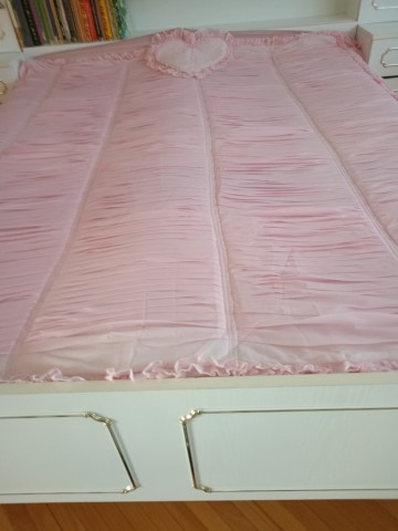 Sprzedam narzutę (kapę) na ł&oacute;żko