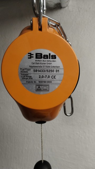 BALS Rozdzielacz wiszący - UNI-BLOCK