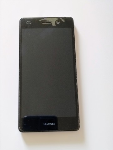 Smartfon Huawei P8 Lite 2 GB / 16 GB 4G (LTE) czarny