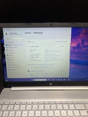 Laptop HP 15S-EQ2400NW 8/250 GB