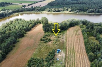 Na sprzedaż działka bezpośrednio nad Jeziorem Suszewskim