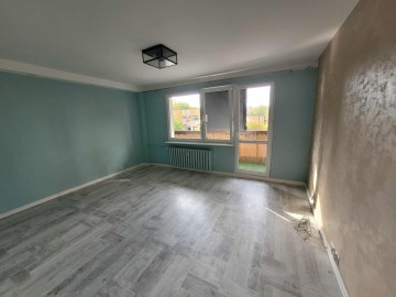 Wynajmę 3-pok. mieszkanie na I p. przy ul. Wieniawskiego