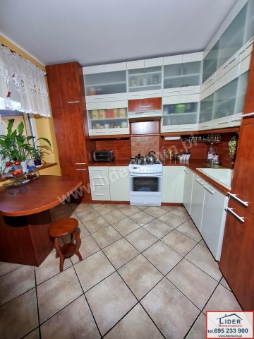 Dom na sprzedaż &ndash; dwa garaże &ndash; Konin, os. Łężyn