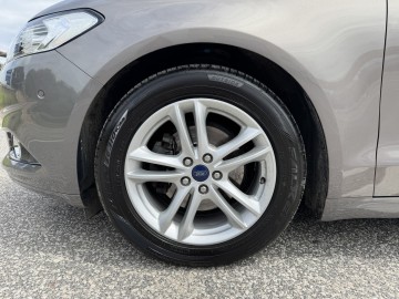 Ford Mondeo 2.0 DIESEL Klimatronik Nawigacja Ledy Tempomat