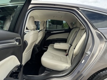 Ford Mondeo 2.0 DIESEL Klimatronik Nawigacja Ledy Tempomat