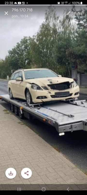 Mercedes 212 .jezdzi