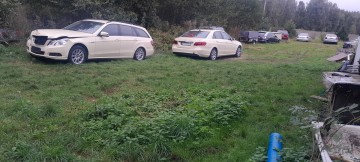 Mercedes 212 .jezdzi