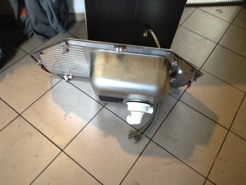 Zlewozmywak stalowy narożnikowy wraz z baterią