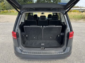 VW Touran 2.0 DIESEL Klimatronik Nawigacja Ledy Kamera TOP