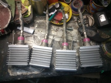 Dioda prostownicza z radiatorem