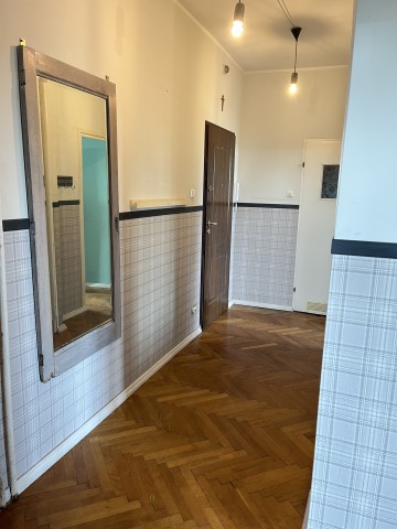 Sprzedam mieszkanie Konin ul. Dworcowa 4