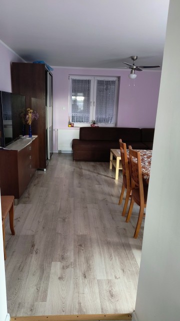 Dom Łazy gmina Zag&oacute;r&oacute;w