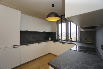 DOM W ZABUDOWIE BLIŹNIACZEJ - WYKOŃCZONY POD KLUCZ | 72 m2 |