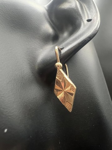 Złote kolczyki  Pr&oacute;ba 585  Waga: 3.98 g