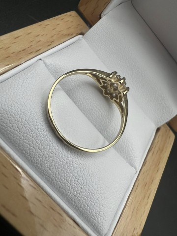 Złoty pierścionek  Pr&oacute;ba 585  Waga: 1.74 g