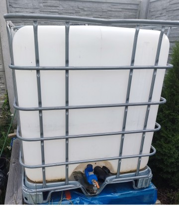 ZBIORNIK MAUZER 1000L po wodzie