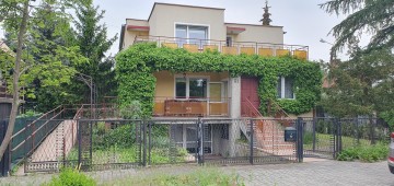 2 domy na dużej działce, szybki dojazd do centrum