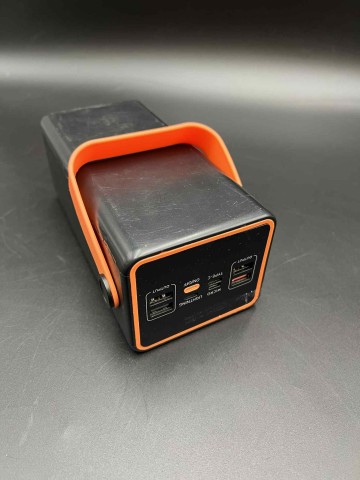 Powerbank duży z latarką 66W