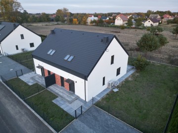 Nowe domy Szczepidło z pompą ciepła, klimatyzacją