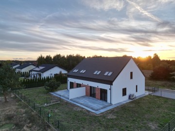 DOM Z POMPĄ CIEPŁA BEZ CZYNSZU W CENIE MIESZKANIA