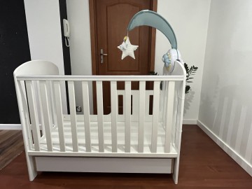 Sprzedam ł&oacute;żeczko