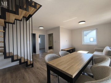 Dom Modła Kr&oacute;lewska gm St. Miasto