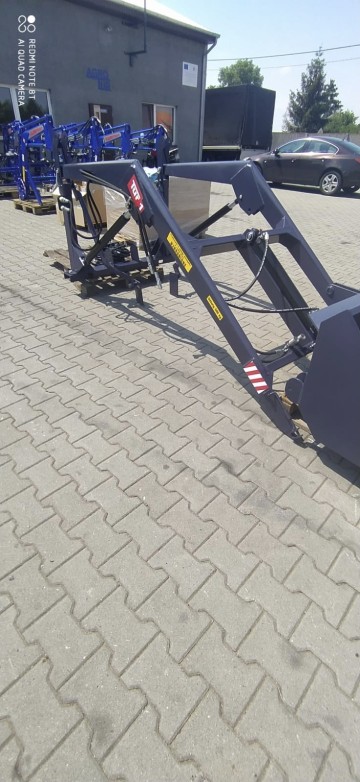 Nowoczesny Ładowacz 2-sekcyjny do C-330 | Solidny i Funkcjon