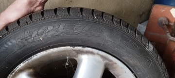 Opony zimowe na felgach