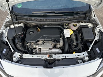 Opel Astra 1.4 BENZYNA Klimatronik Navi Ledy Kamera HAK