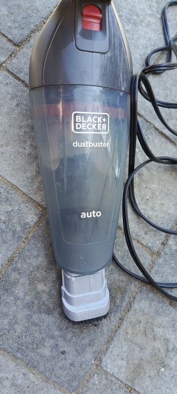 Odkurzacz pod zapalniczkę auta 12v