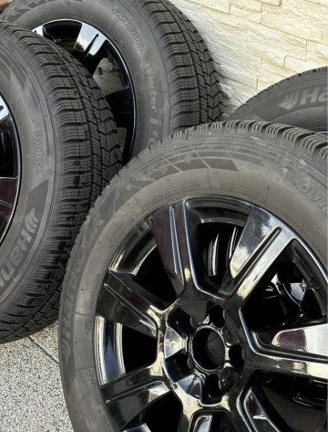 Opony zimowe z felgami do VW Tiguana, Audi Q5