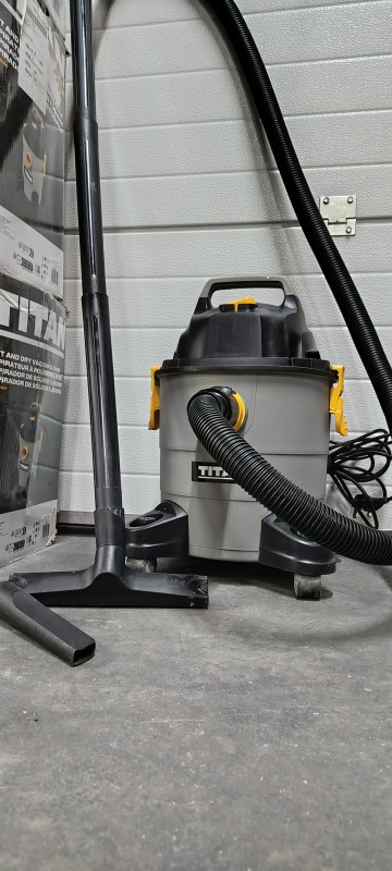 Odkurzacz roboczy warsztatowy na sucho i mokro