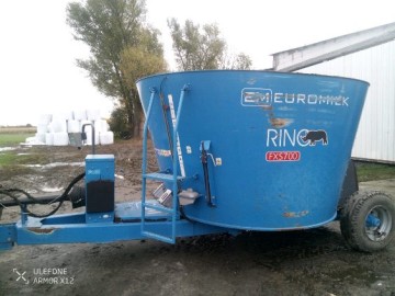 Sprzedam paszow&oacute;z i ciągnik C -360