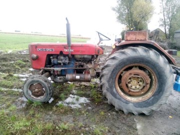 Sprzedam paszow&oacute;z i ciągnik C -360