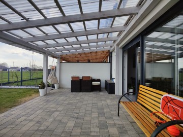 Sprzedam nowy, urządzony dom w dobrej lokalizacji -Żychlin