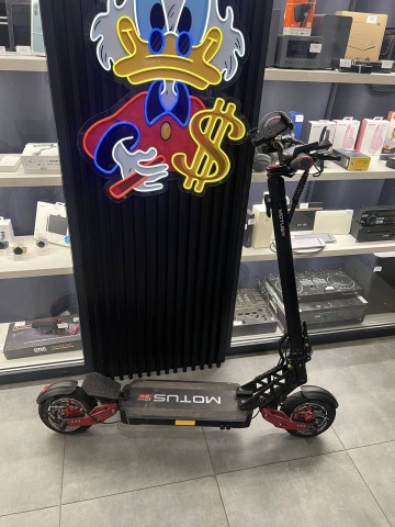 Hulajnoga elektryczna MOTUS Pro 10 Daytona 65 km