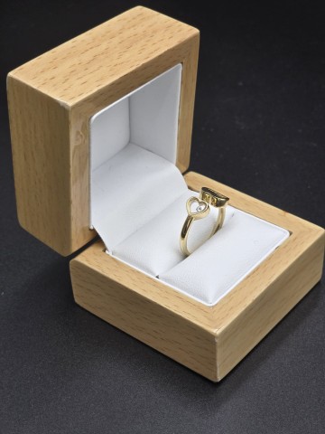 Złoty pierścionek 14k Próba 585 Waga: 3.70 g